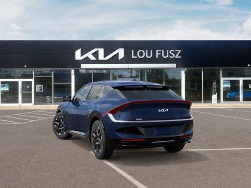 2025 Kia EV6 Wind
