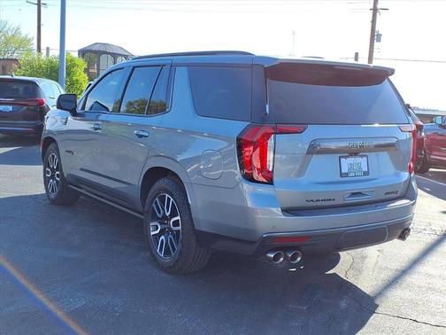 Sterling Metallic 2023 GMC Yukon 4WD AT4