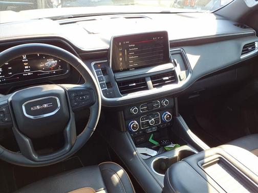 Sterling Metallic 2023 GMC Yukon 4WD AT4