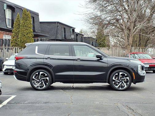 2024 Mitsubishi Outlander SEL