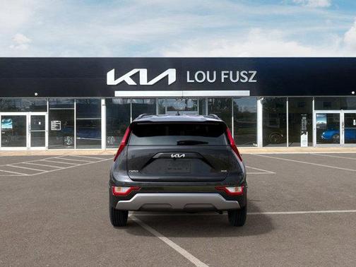 2025 Kia Niro SX