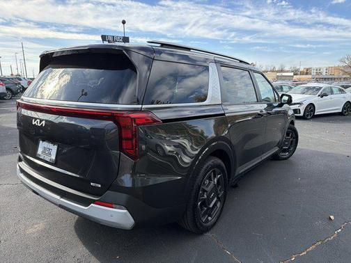 2025 Kia Carnival Hybrid EX