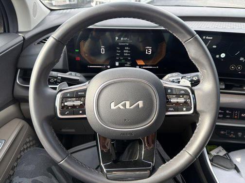 2025 Kia Carnival Hybrid EX