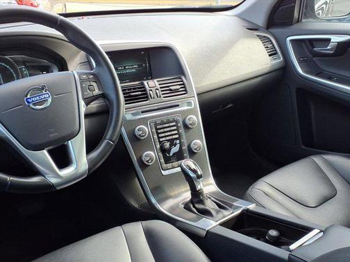 2015 Volvo XC60 T5 Premier