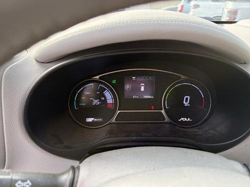2015 Kia Soul EV +