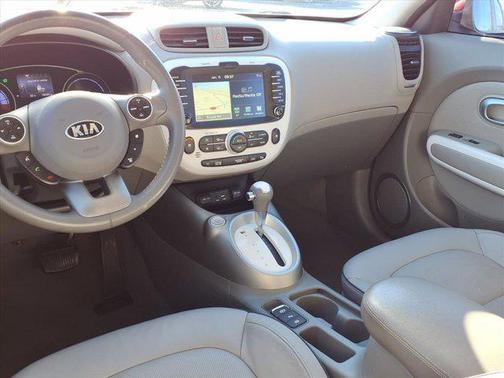 2015 Kia Soul EV +