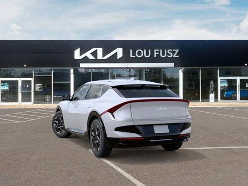 2025 Kia EV6 Wind
