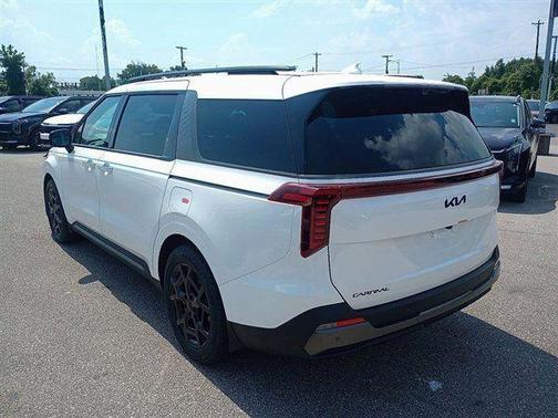 Snow White Pearl 2026 Kia Carnival SX Prestige