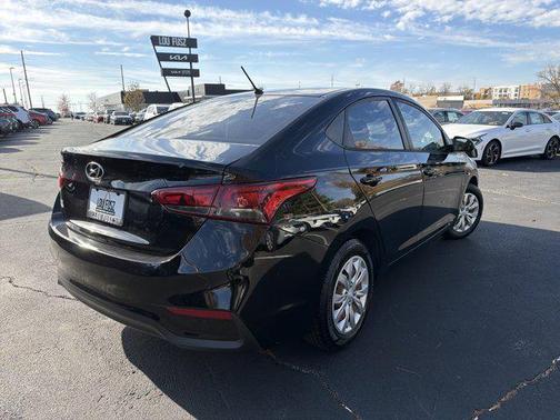 2019 Hyundai Accent SE