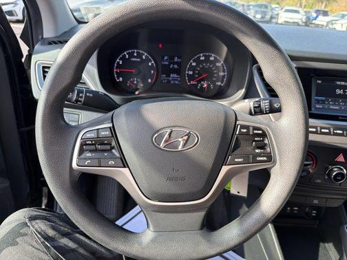 2019 Hyundai Accent SE