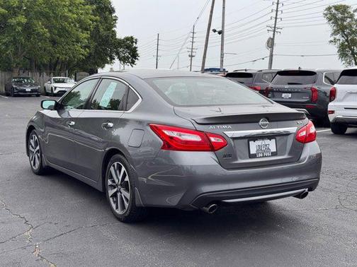 2016 Nissan Altima 2.5 SR