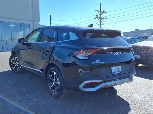 2024 Kia Sportage EX