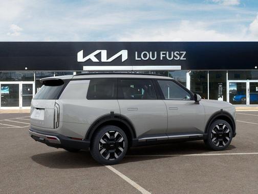 Ivory Silver 2027 Kia Telluride S