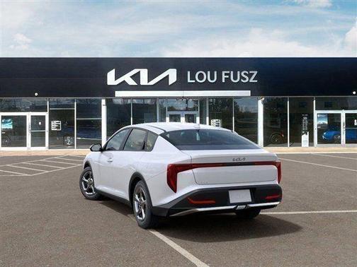Snow White Pearl 2026 Kia K4 LXS