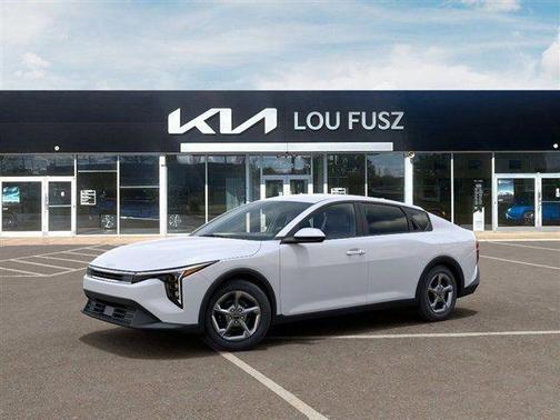 Snow White Pearl 2026 Kia K4 LXS