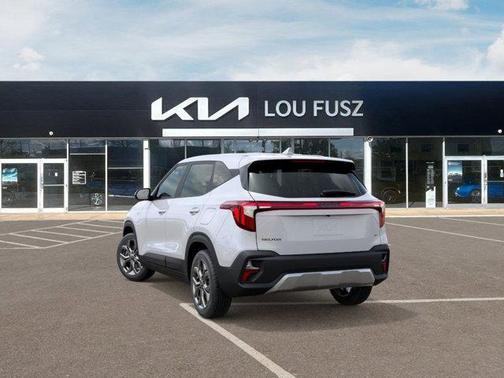 2025 Kia Seltos LX