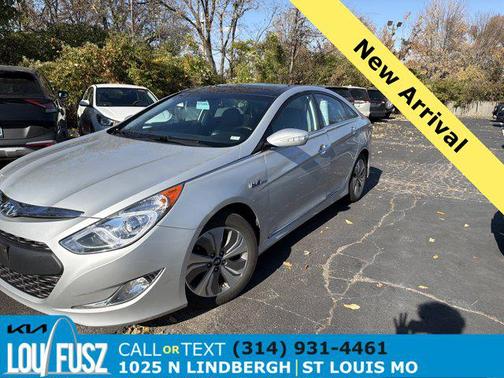 2015 Hyundai SONATA Hybrid Limited