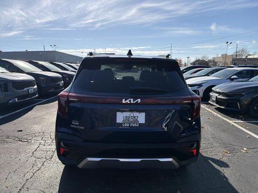 2025 Kia Seltos EX