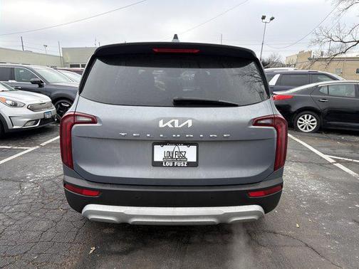 2022 Kia Telluride LX