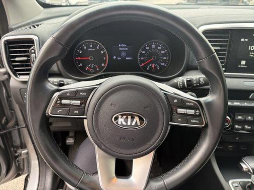 2020 Kia Sportage EX