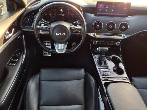 2022 Kia Stinger GT-Line