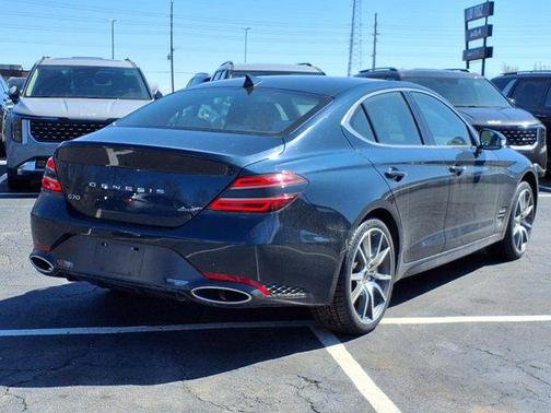 2024 Genesis G70 2.5T