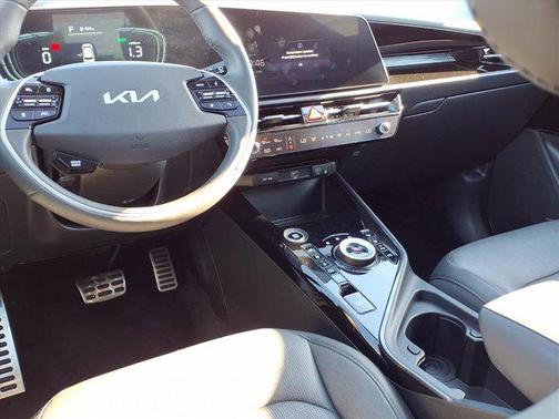 2024 Kia Niro Touring