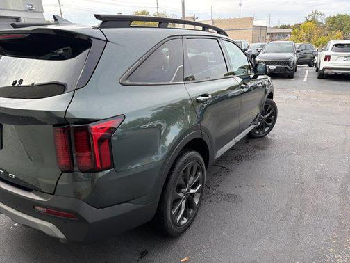 2022 Kia Sorento EX