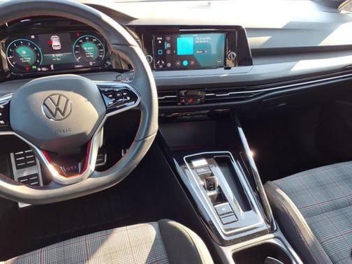 2024 Volkswagen Golf GTI 2.0T S DSG
