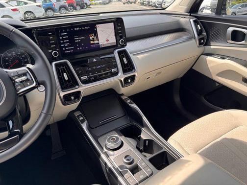 2023 Kia Sorento Hybrid EX