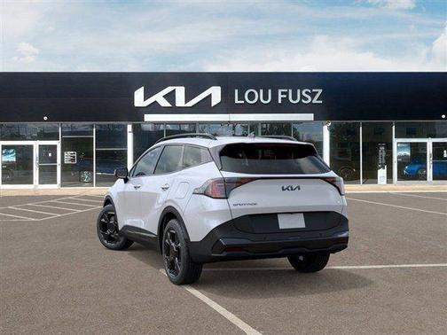 Glacial White Pearl 2026 Kia Sportage X-Line