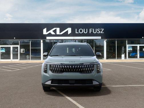 Iceberg Green 2027 Kia Carnival Hybrid EX