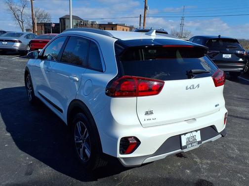 2022 Kia Niro LXS