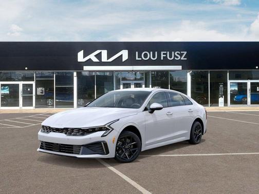 2026 Kia K5 LXS FWD