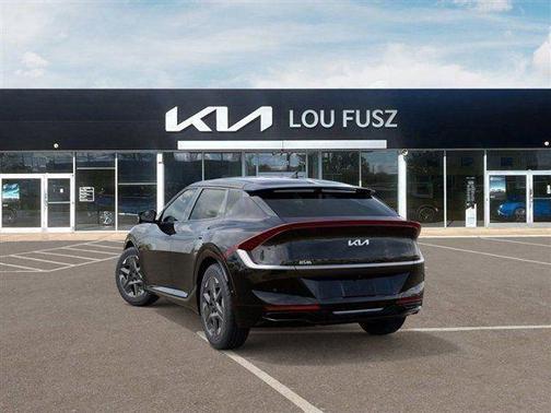 2025 Kia EV6 Light Long Range