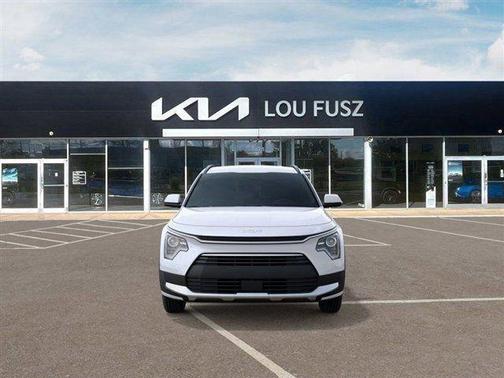 Snow White Pearl 2026 Kia Niro EX