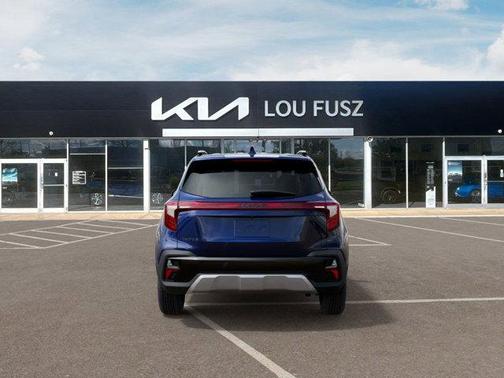 2025 Kia Seltos EX