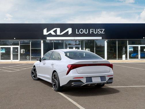 Snow White Pearl 2026 Kia K5 GT-Line FWD