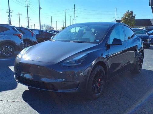 2024 Tesla Model Y Long Range