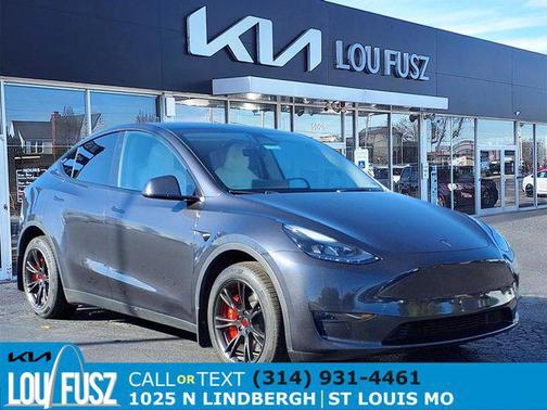 2024 Tesla Model Y Long Range