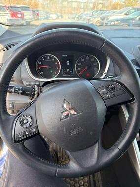 2023 Mitsubishi Eclipse Cross SE