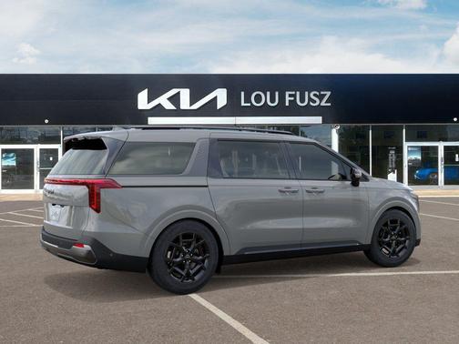 Ceramic Silver 2027 Kia Carnival SX Prestige
