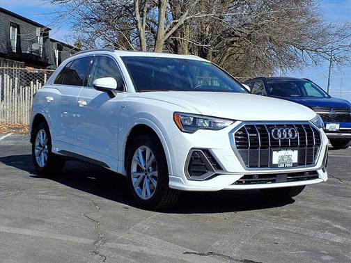 2021 Audi Q3 45 S line Premium