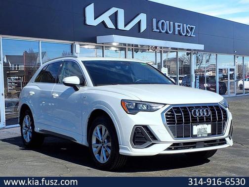 2021 Audi Q3 45 S line Premium