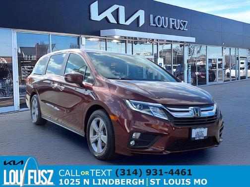 Deep Scarlet Pearl 2019 Honda Odyssey EX-L