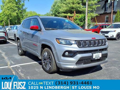 Billet Silver Metallic Clearcoat 2023 Jeep Compass (RED) Edition 4x4