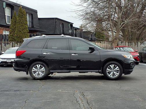 2020 Nissan Pathfinder SL