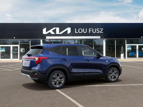 Dark Ocean Blue 2026 Kia Seltos LX