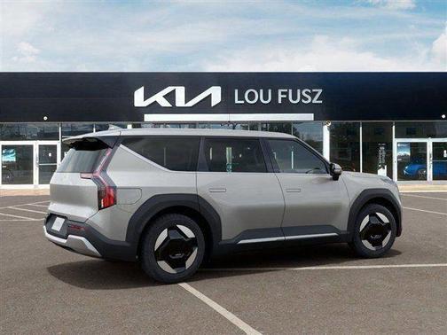 Ivory Silver 2026 Kia EV9 Light Long Range