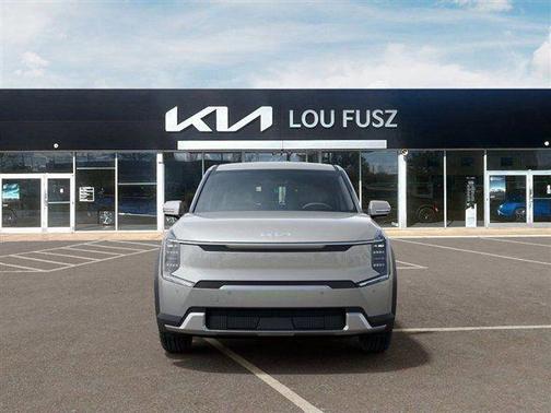 Ivory Silver 2026 Kia EV9 Light Long Range